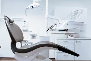 A chair like you would see in the JU School of Orthodontics Clinic.